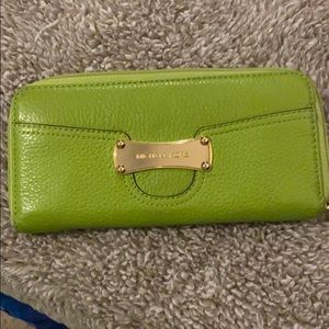 Michael kors wallet